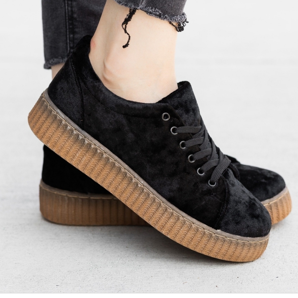 Quipid Crushed Velvet platform Sneakers - Picture 2 of 10